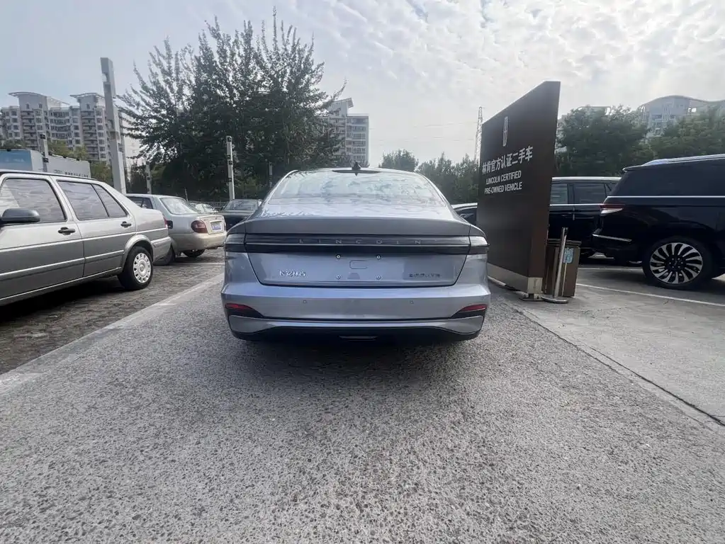 Lincoln Z 2.0 T 2 WD Premium Style Hybrid