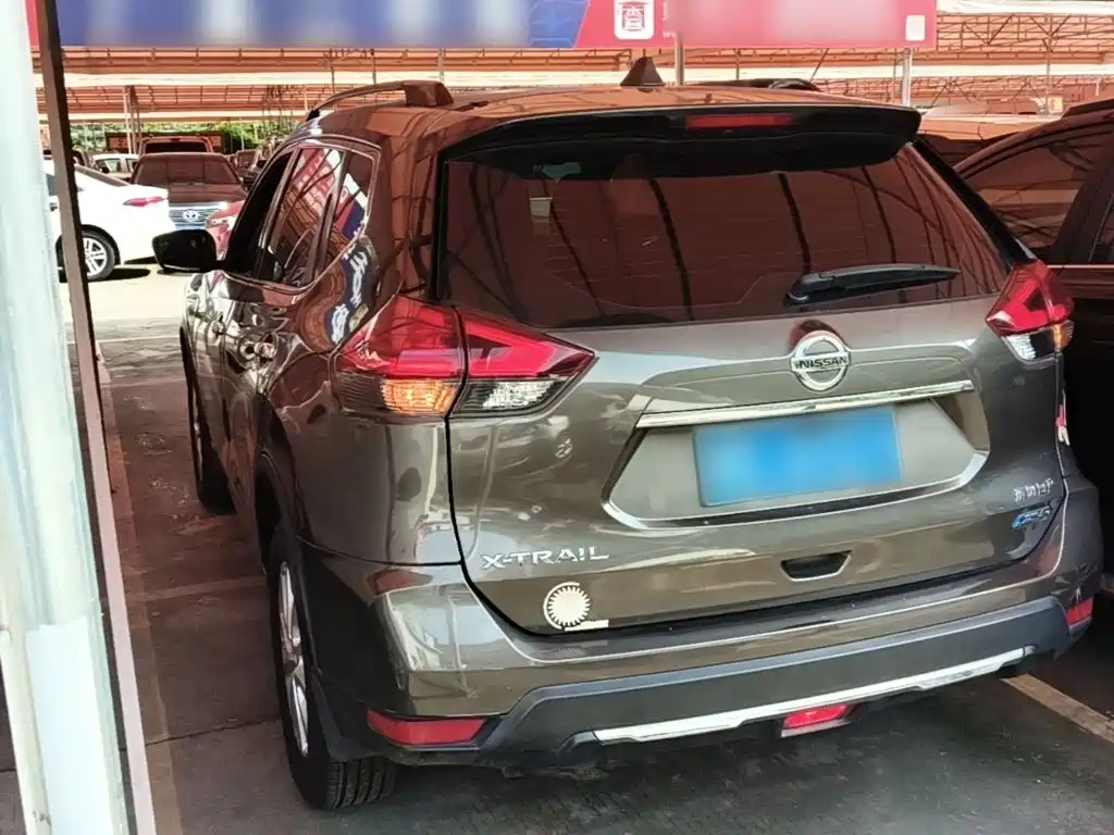 X-Trail 2.0 L CVT Comfort 2 WD