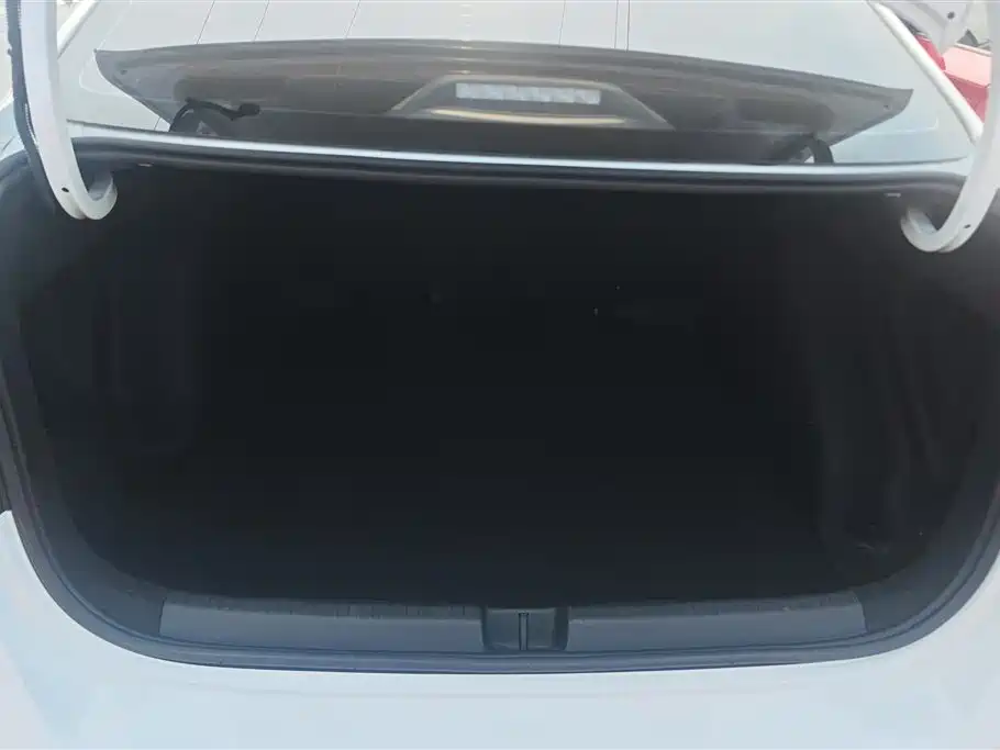 Lavida New Sharp 1.5 L Auto New Comfort