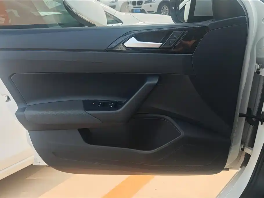 Lavida New Sharp 1.5 L Auto New Comfort