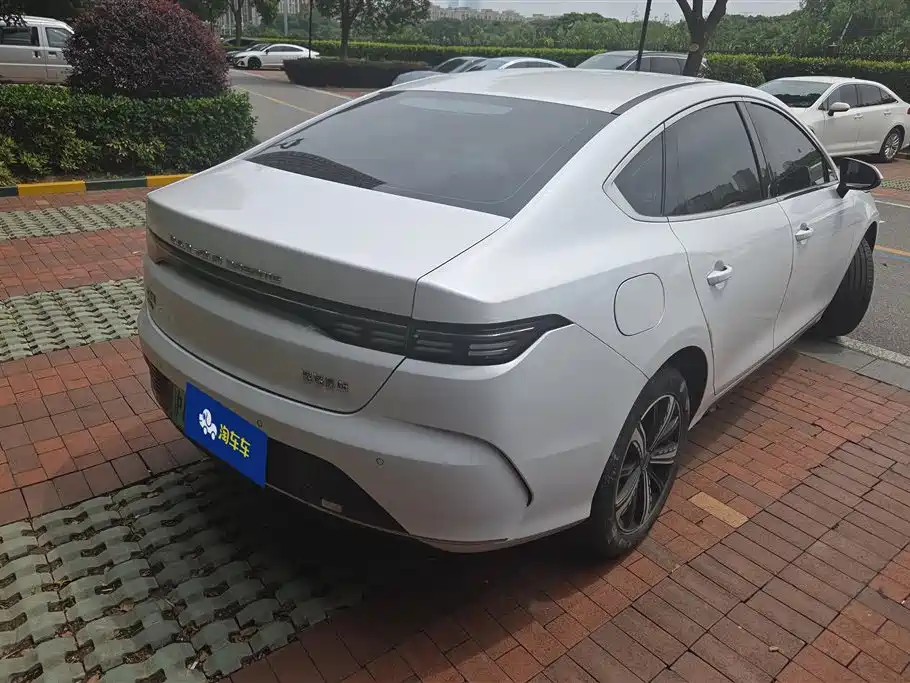 Destroyer 05 DM-i 120 KM Distinguished