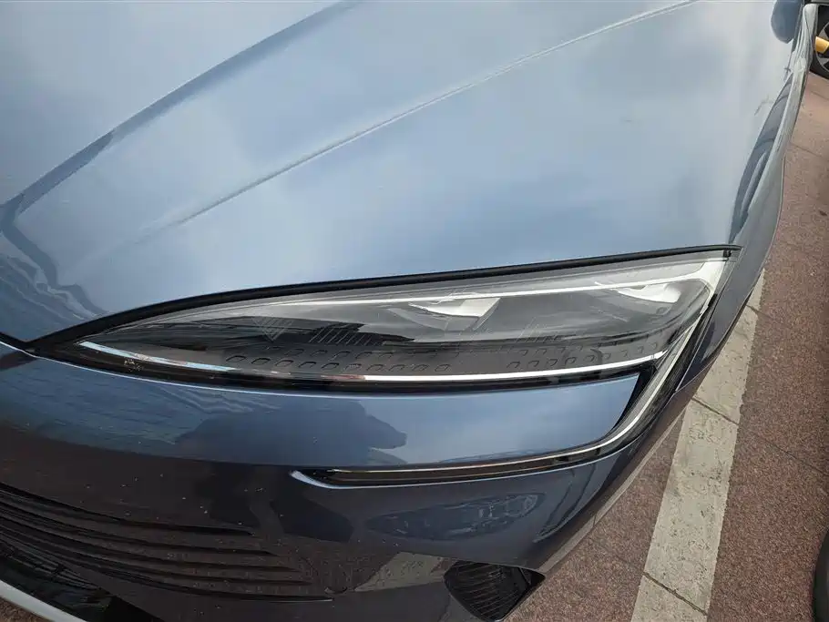 Seal Glory DM-i 1.5 L 121 km Luxury