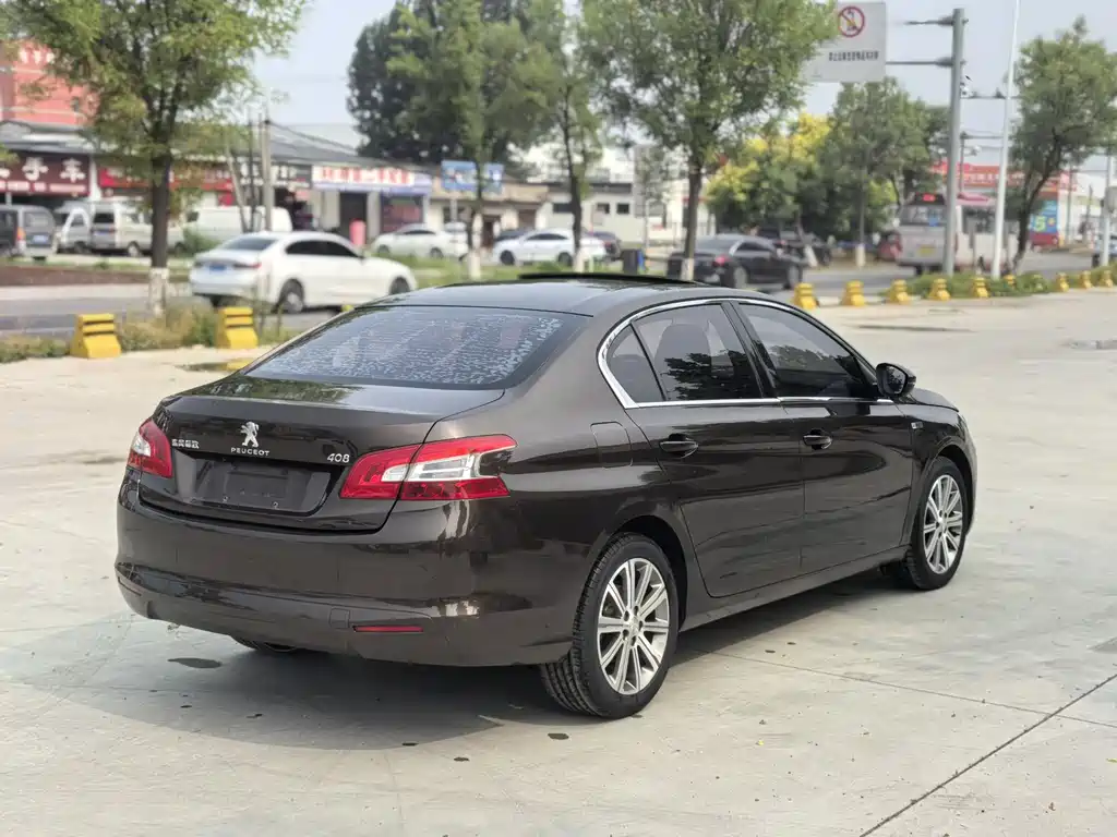 Peugeot 408 1.2 T Auto Luxury
