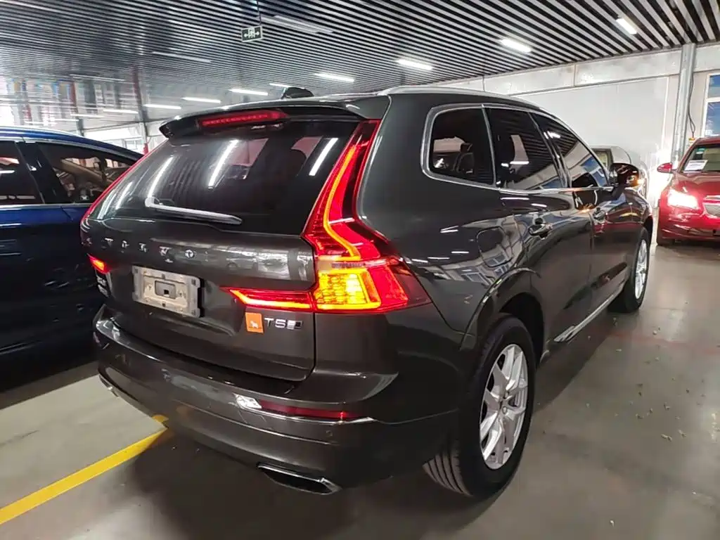 Volvo XC60 T5 4 WD Smart Ease Luxury