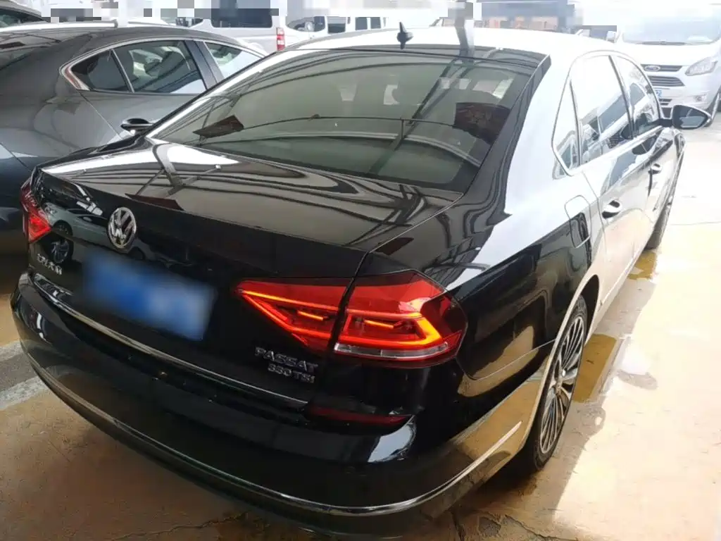 Passat 330 TSI DSG Royal