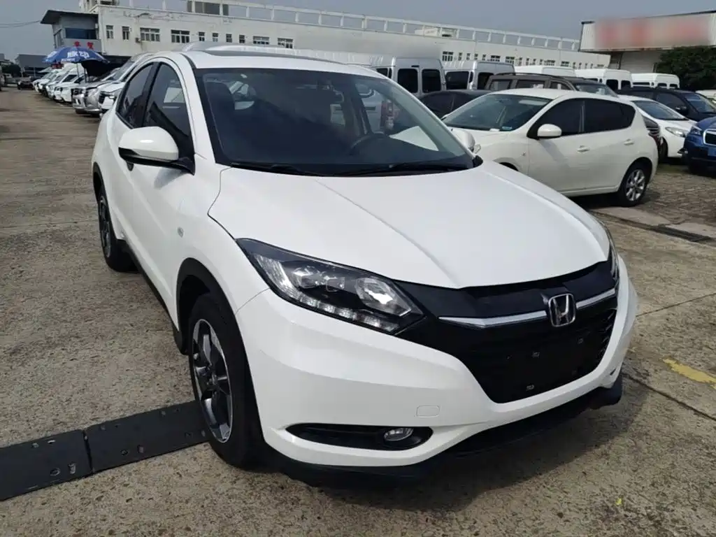 Vezel 1.8 L CVT 2 WD Pioneer