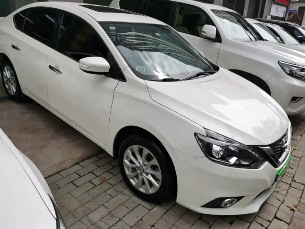 Sylphy 1.6 XV CVT Connected Premium CN-VI