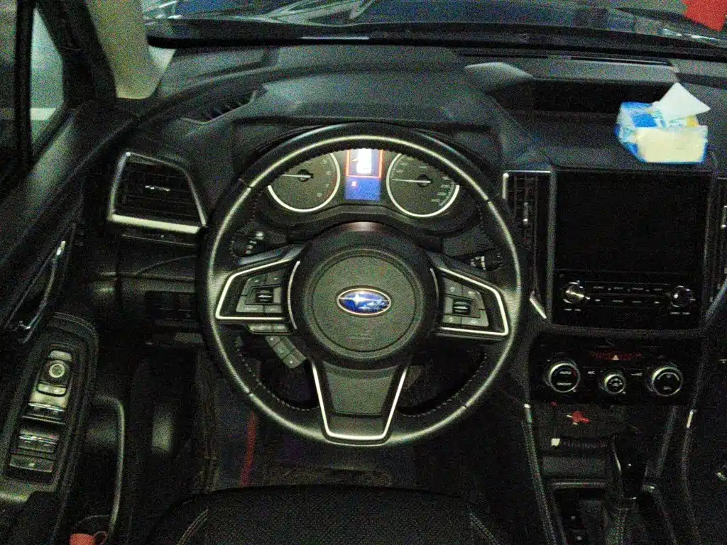 Forester 2.0 i Luxury EyeSight