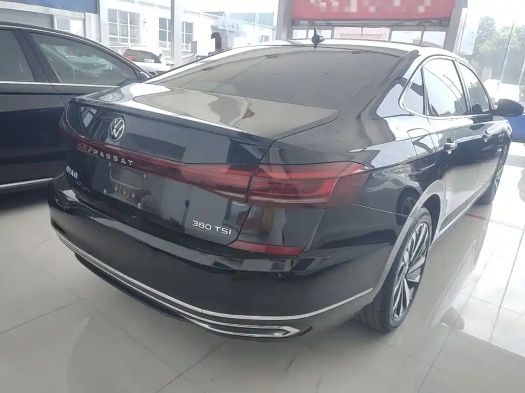 Passat 380 TSI Dragon
