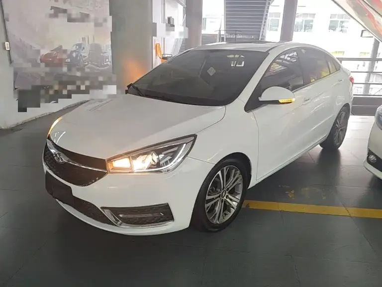 Chery Arrizo 5 1.5 L CVT Leading Premium