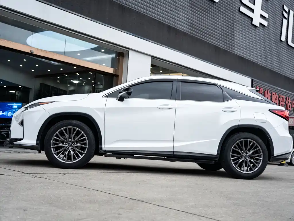 Lexus RX 300 4 WD F SPORT CN-V