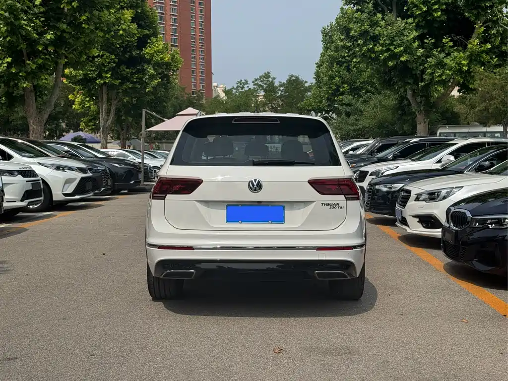 Tiguan L 330 TSI Auto 2 WD R-Line Flagship CN-VI