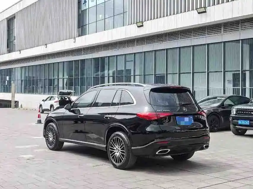 Mercedes-Benz GLC Facelift GLC 260 L 4 MATIC Luxury 5-seat