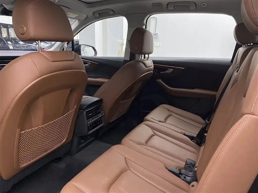 Audi Q7 55 TFSI quattro S line Sport