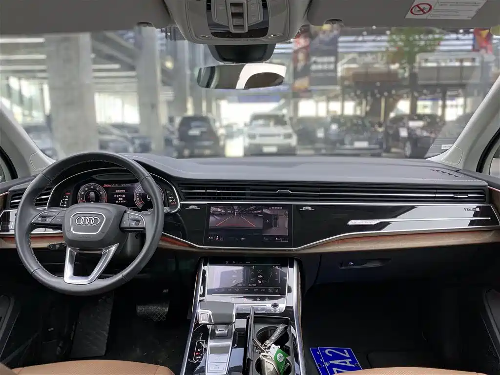 Audi Q7 55 TFSI quattro S line Sport