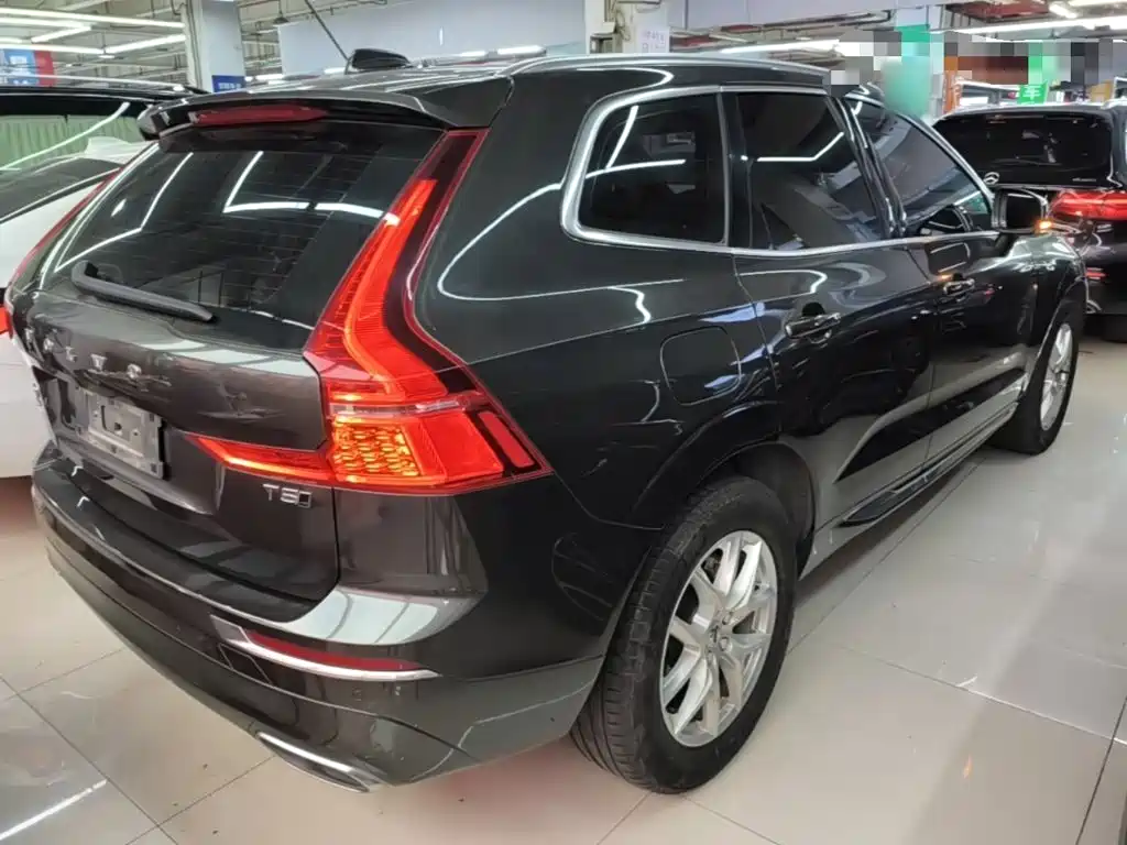 Volvo XC60 T5 4 WD Smart Ease Luxury