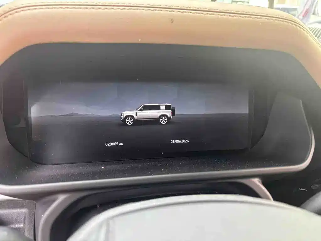 Land Rover Defender 110 3.0 T P400 X-Dynamic HSE