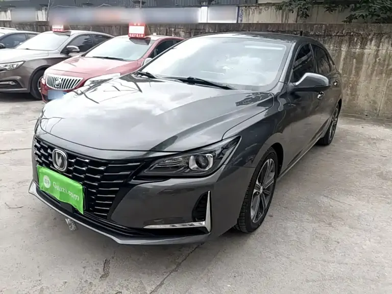 Changan Ruicheng CC Blue Whale 1.5 T DCT Luxury