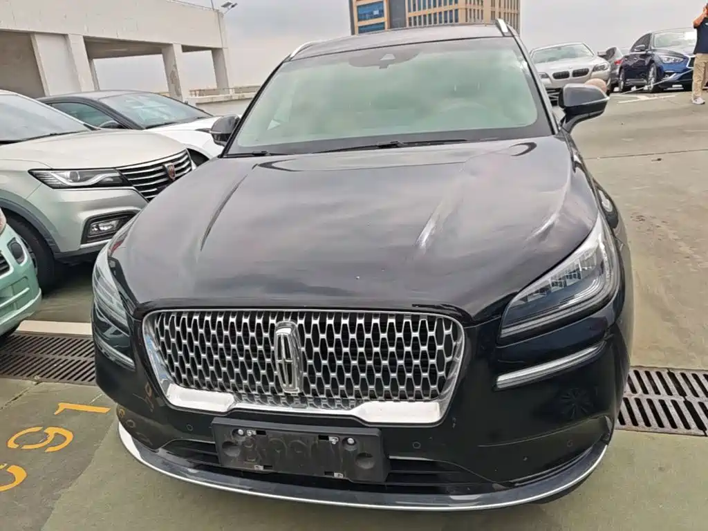 Corsair Facelift 2.0 T 2 WD Graceful