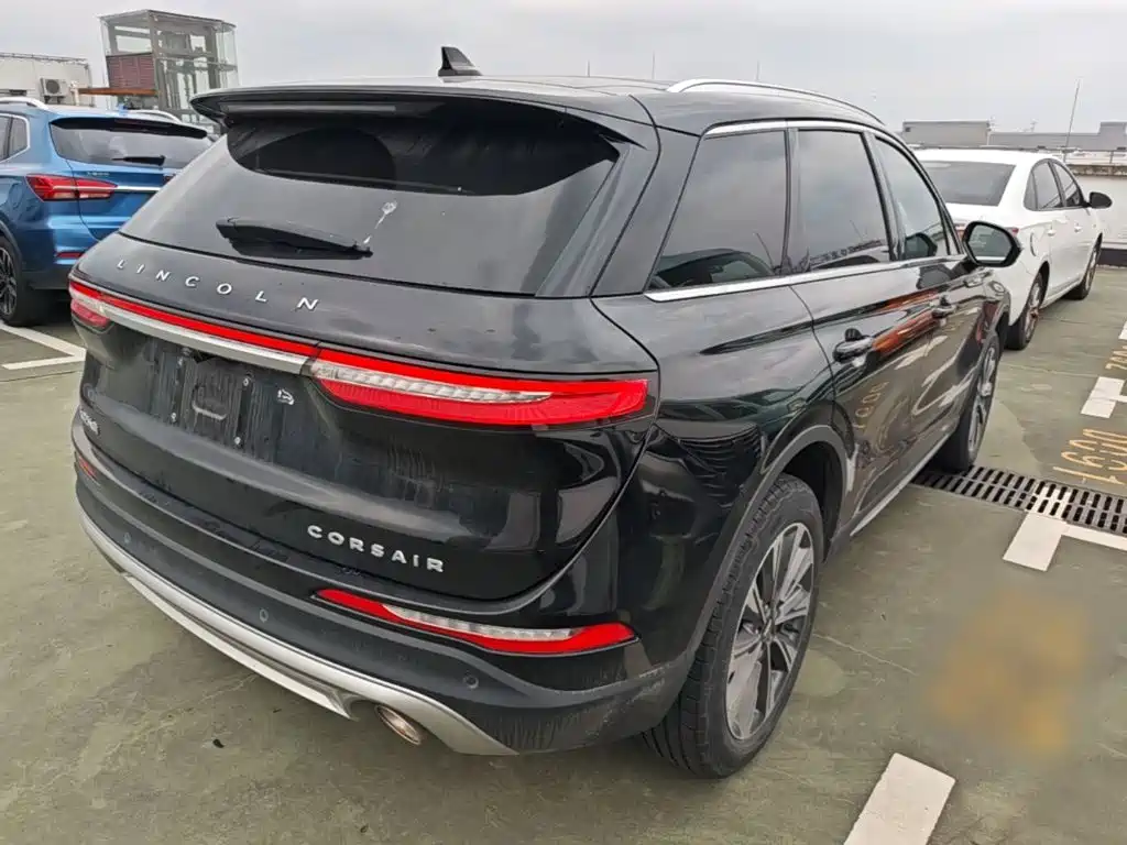Corsair Facelift 2.0 T 2 WD Graceful