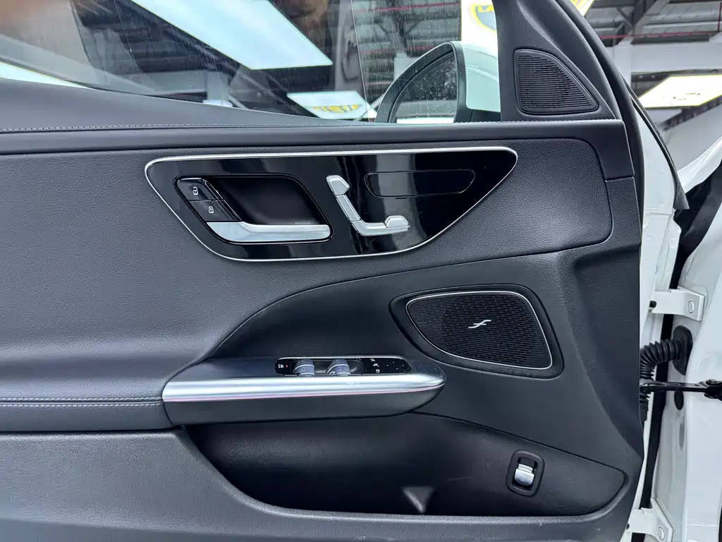 Mercedes-Benz C-Class C 260 L Sport