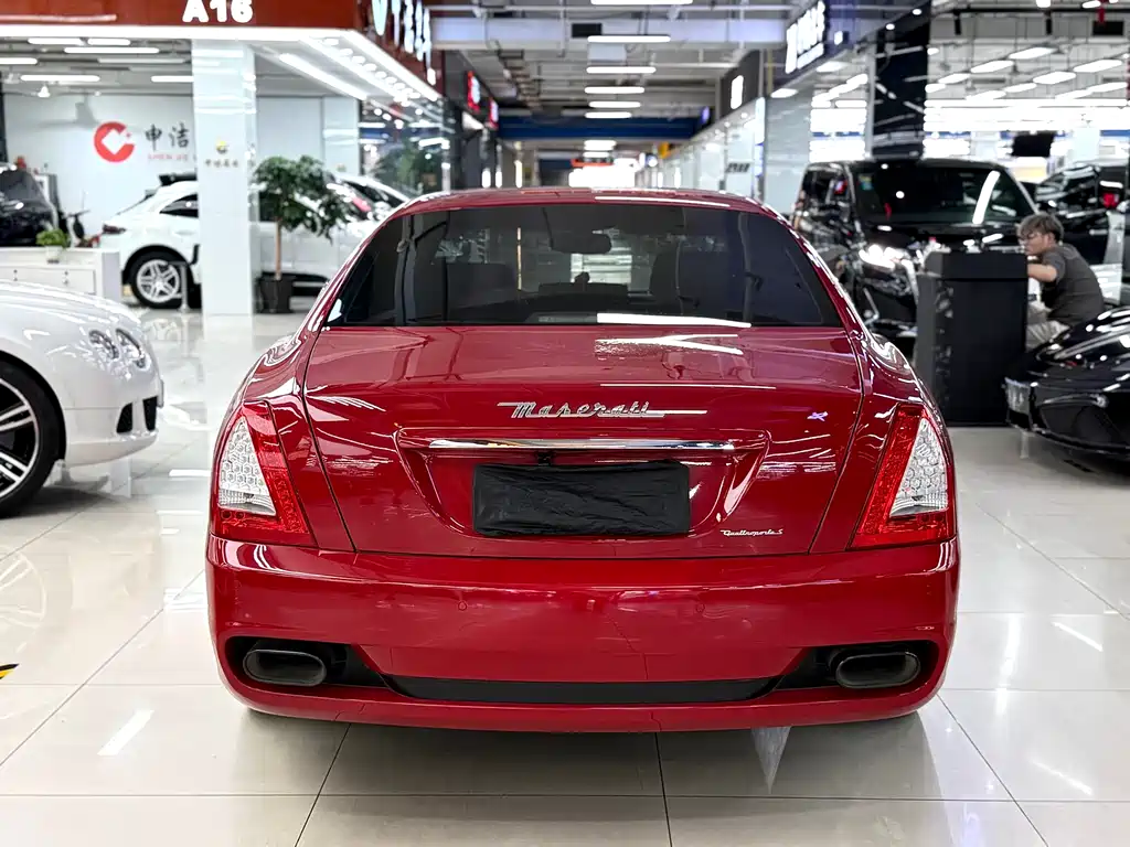Quattroporte 4.7 L Global Honor