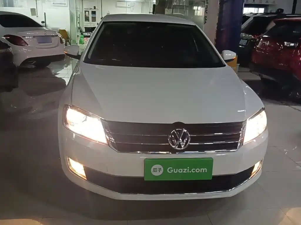 Lavida 1.6 L Auto Comfort