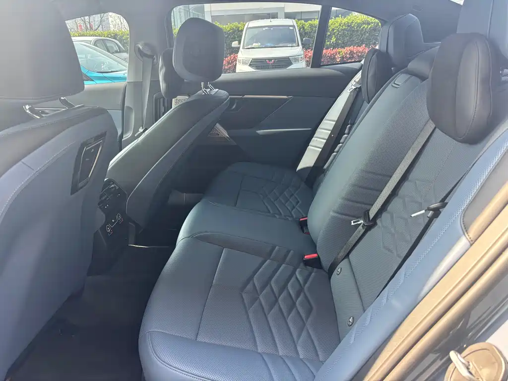 BMW 5 Series 530 Li Premium M Sport Package