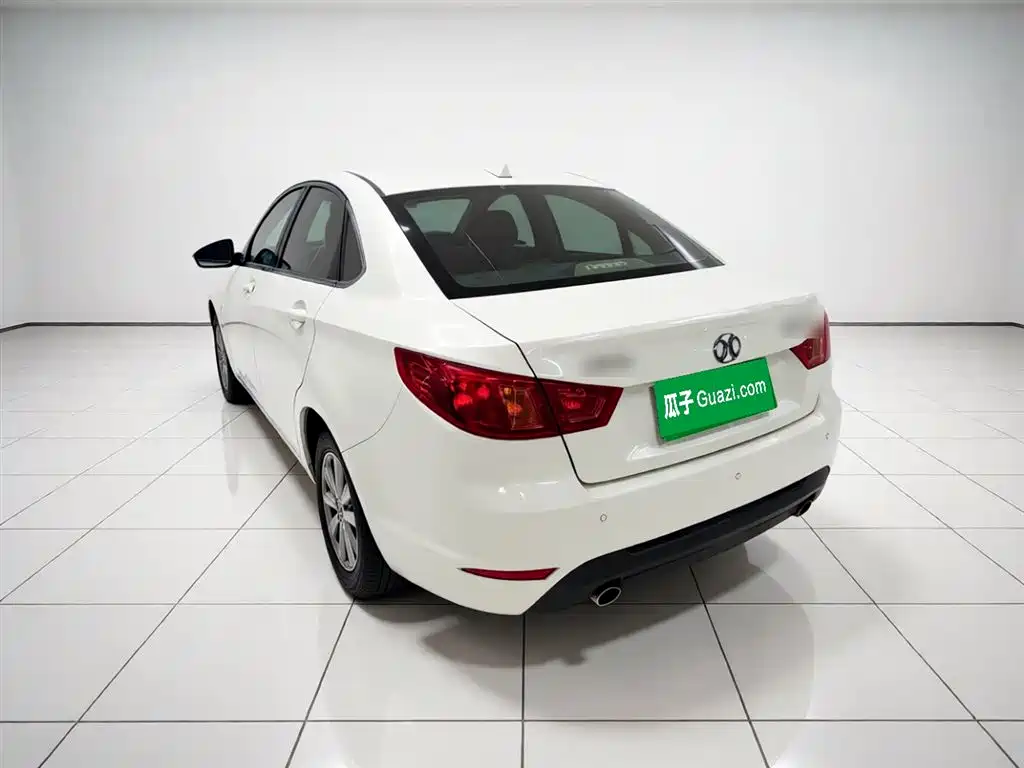 Senova D50 1.5 L CVT Standard