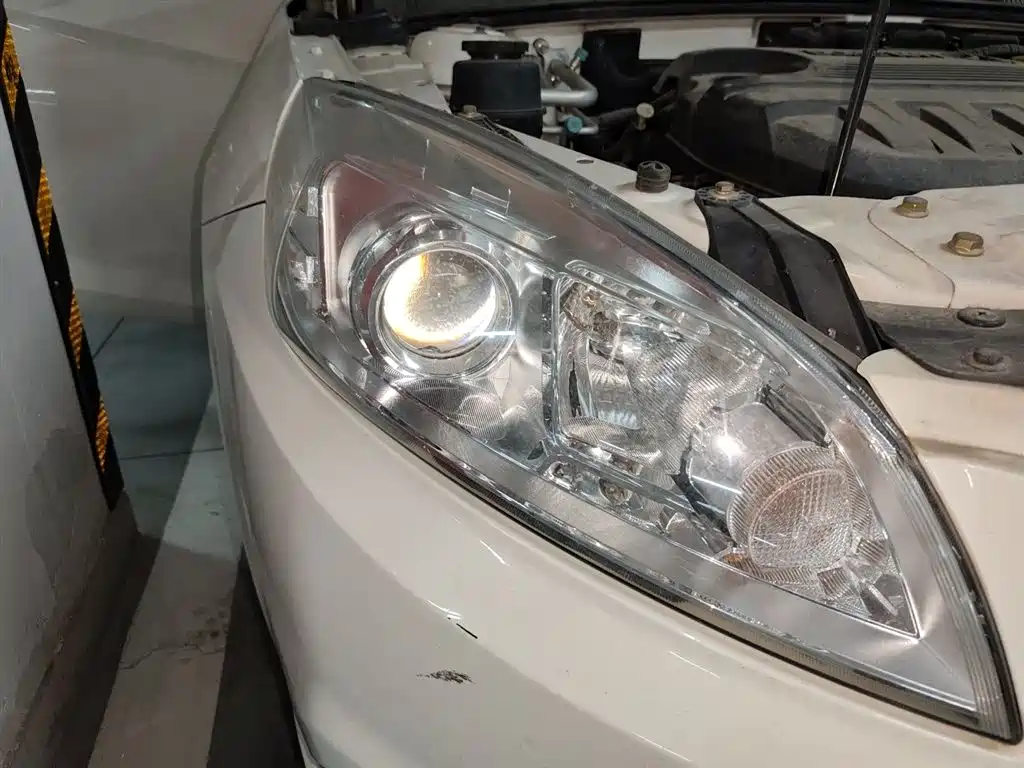 Senova D50 1.5 L CVT Standard