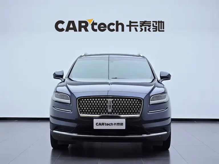 Lincoln Nautilus 2.0 T 4 WD Premium