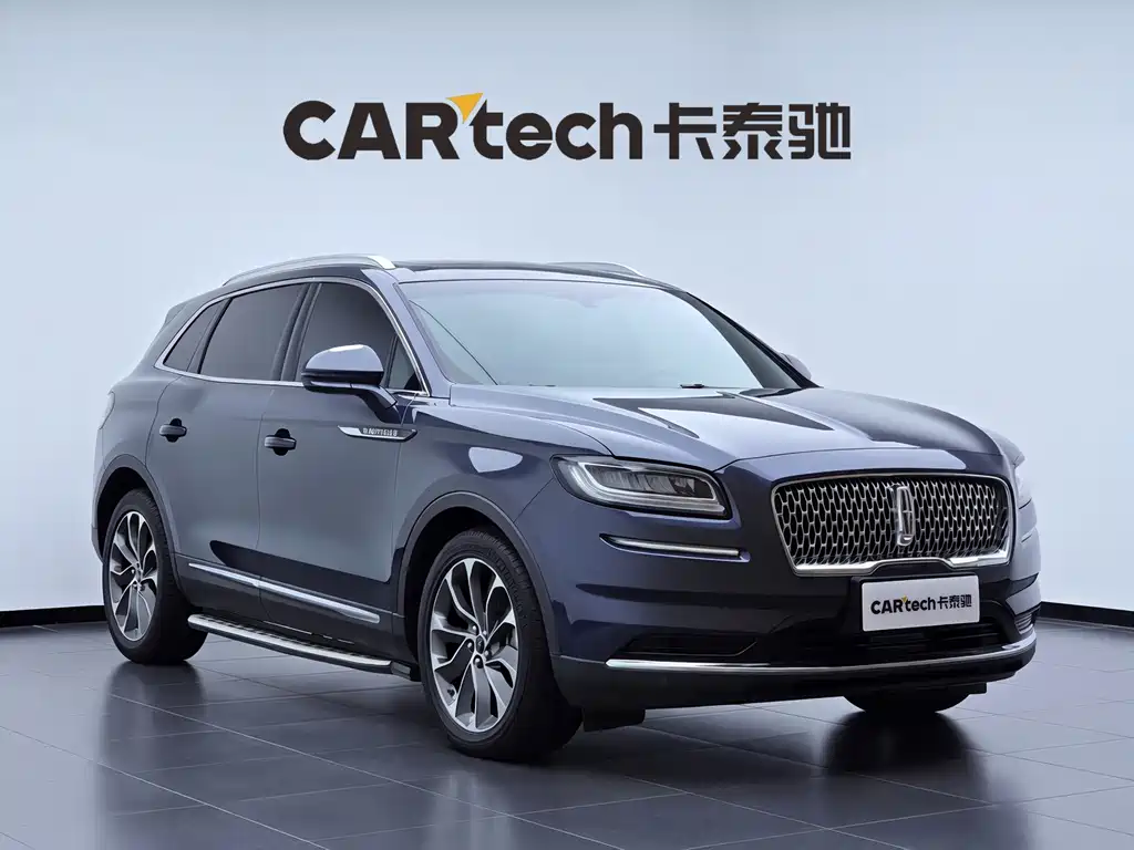 Nautilus 2.0 T 4 WD Premium