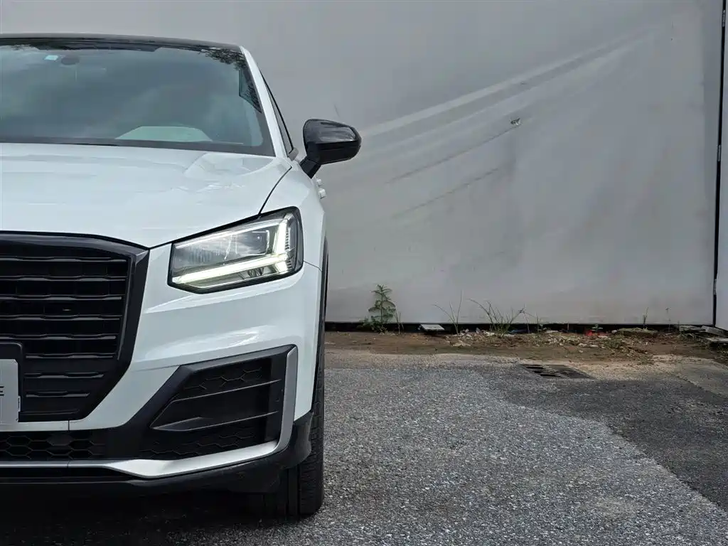 Audi Q2 L 35 TFSI Progressive Dynamic