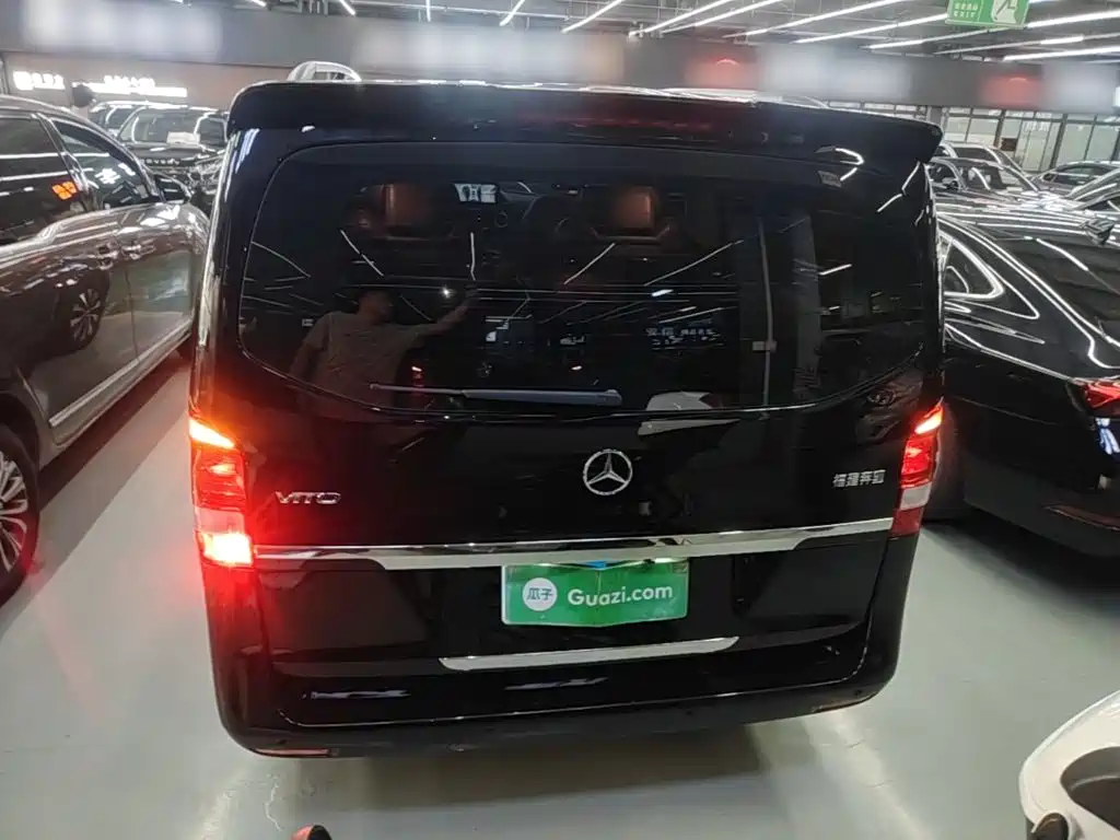 Vito 2.0 T Business 7-seat