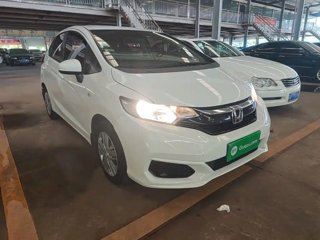 Fit 1.5 L CVT Comfort
