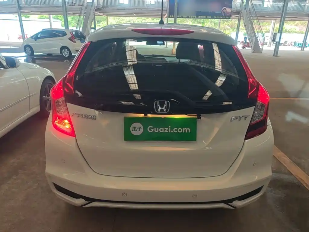 Fit 1.5 L CVT Comfort