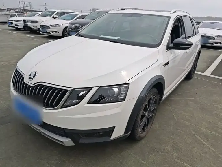 Skoda Octavia Wagon TSI230 DSG Luxury