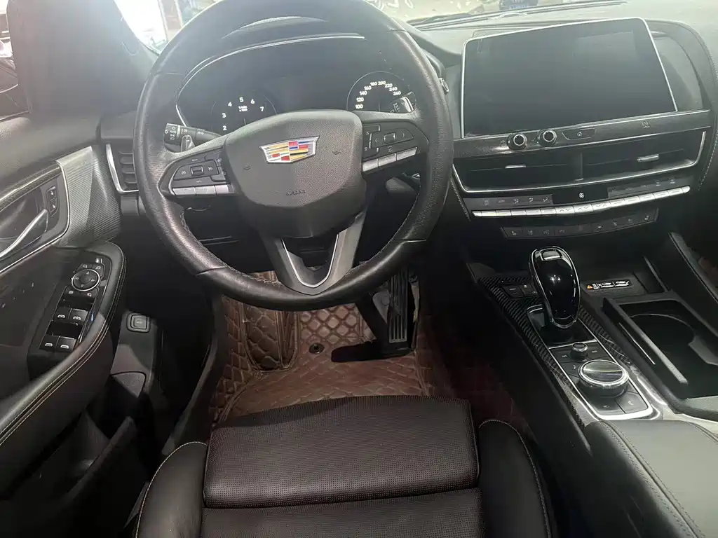 Cadillac CT5 Facelift 28 T Platinum Sport