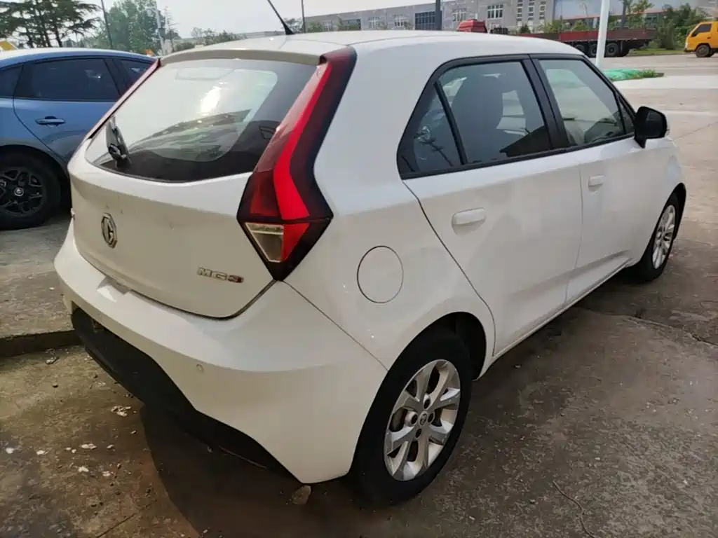 MG 3 1.5 L Auto Connected Elite