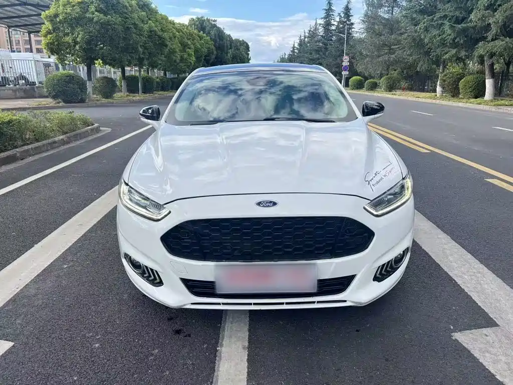 Mondeo 2.0 L GTDi200 Luxury
