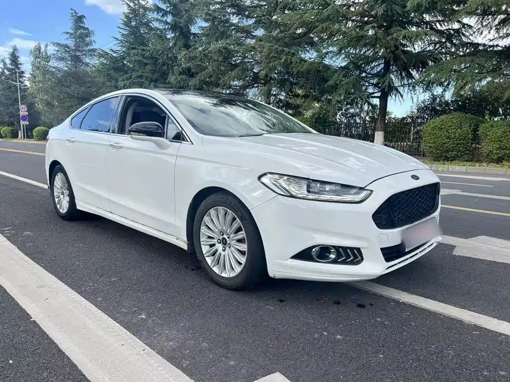 Mondeo 2.0 L GTDi200 Luxury
