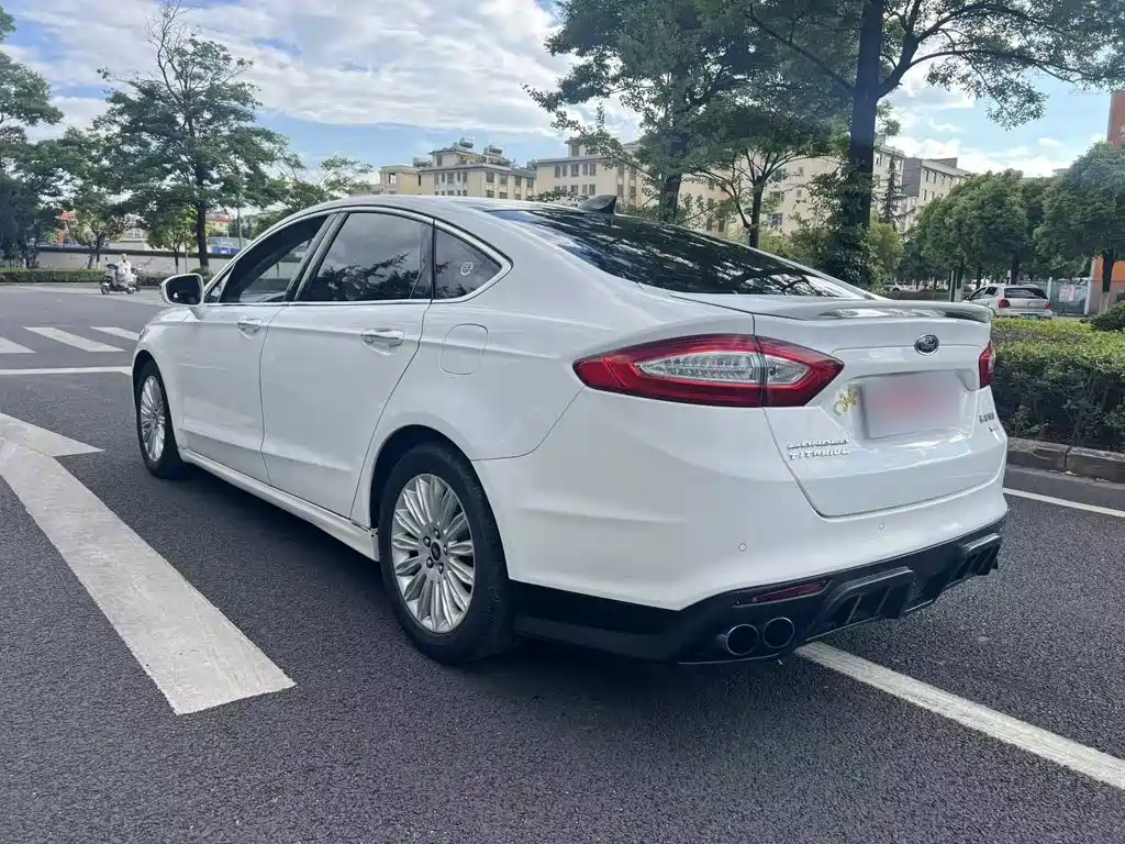 Mondeo 2.0 L GTDi200 Luxury