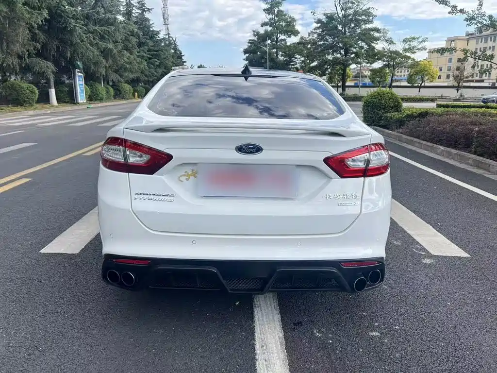 Mondeo 2.0 L GTDi200 Luxury