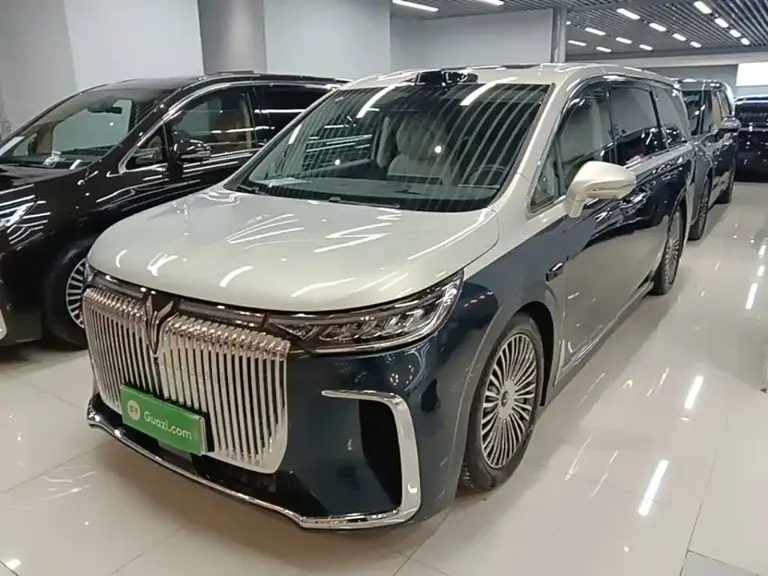 Voyah Dreamer PHEV 4 WD Flagship Qiankun