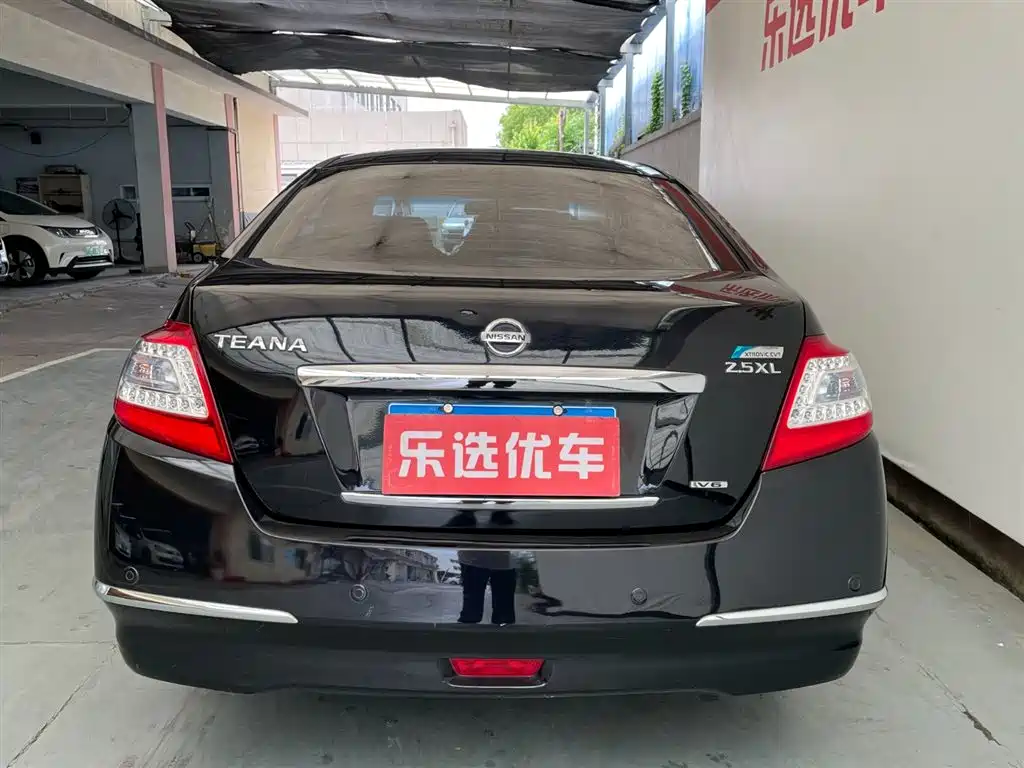 Teana 2.5 L XL Leading