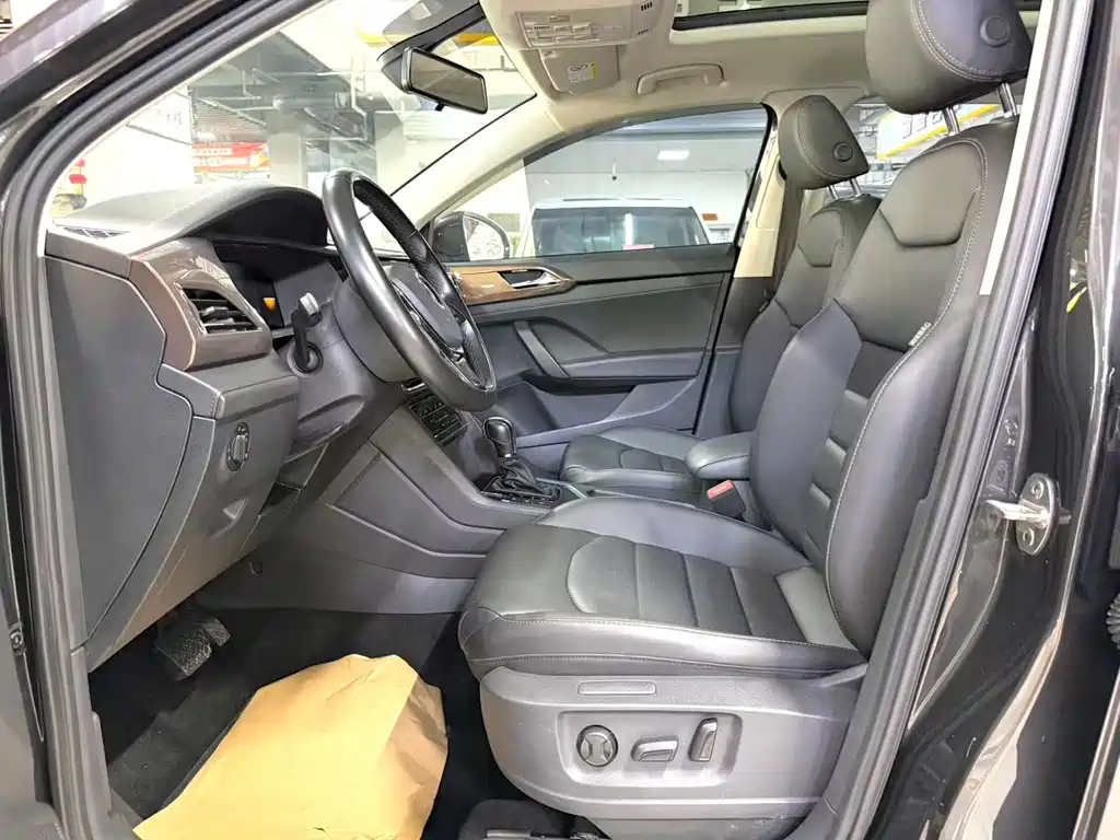 Tharu 280 TSI 2 WD Luxury