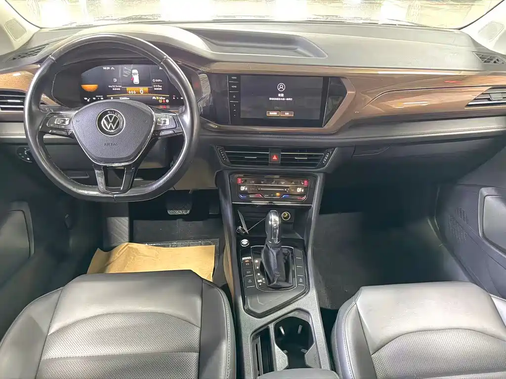 Tharu 280 TSI 2 WD Luxury