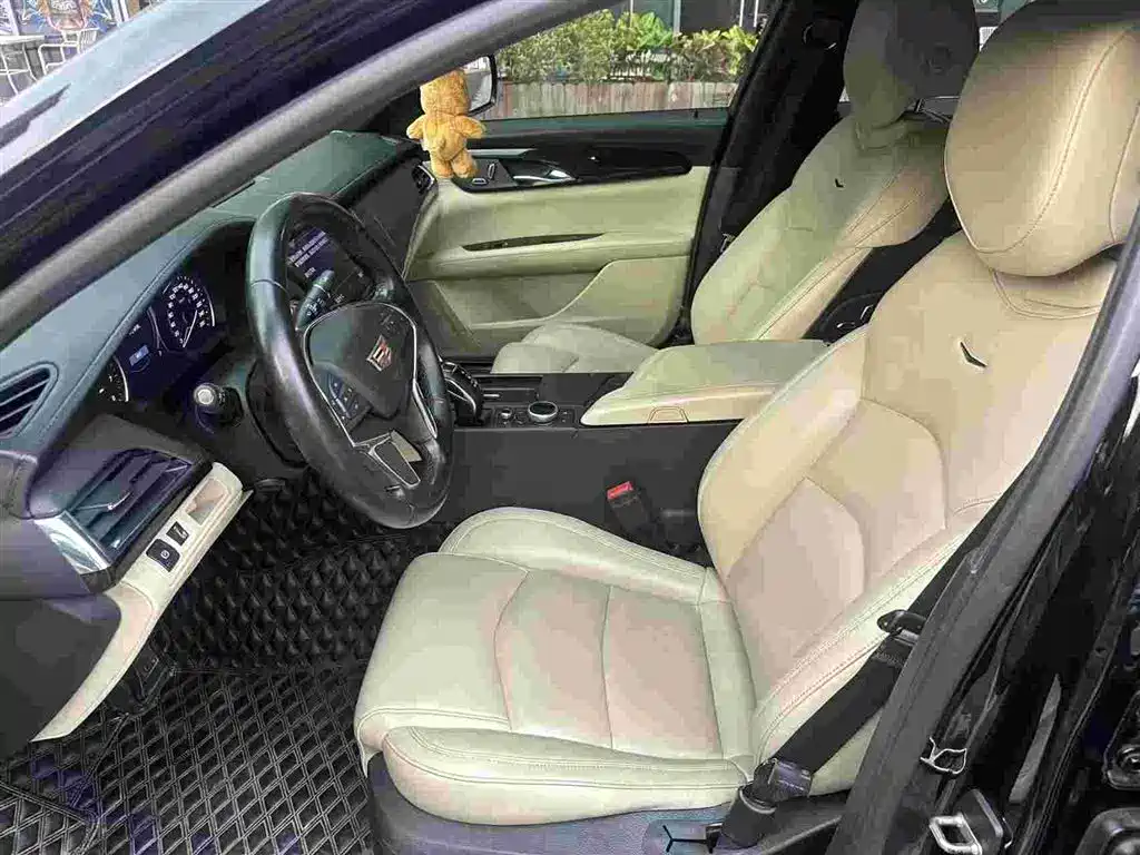 Cadillac CT6 28 T Fashion