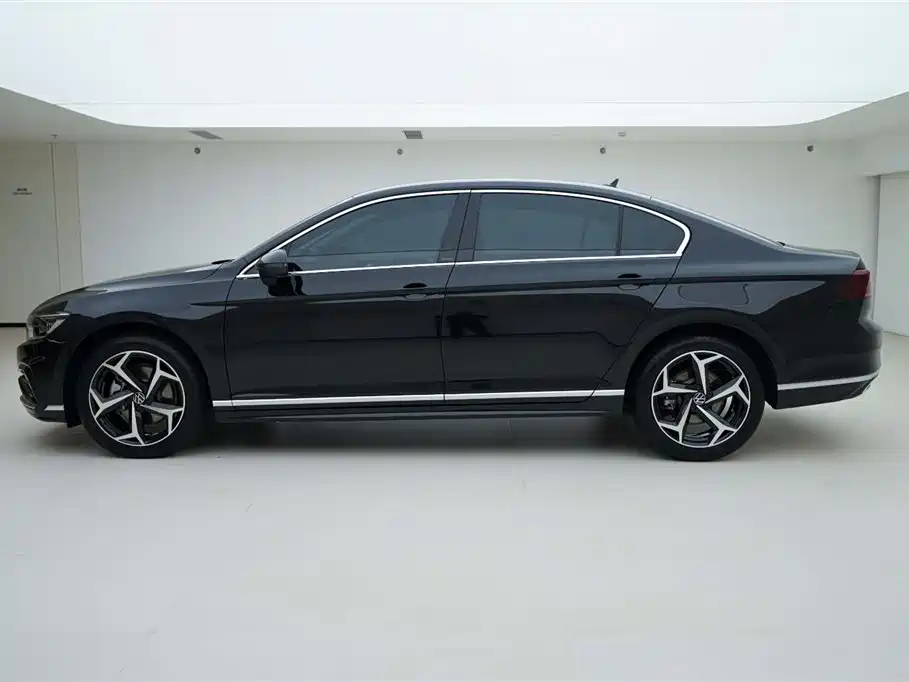 Magotan Facelift II Public Enjoyment 330 TSI DSG Luxury