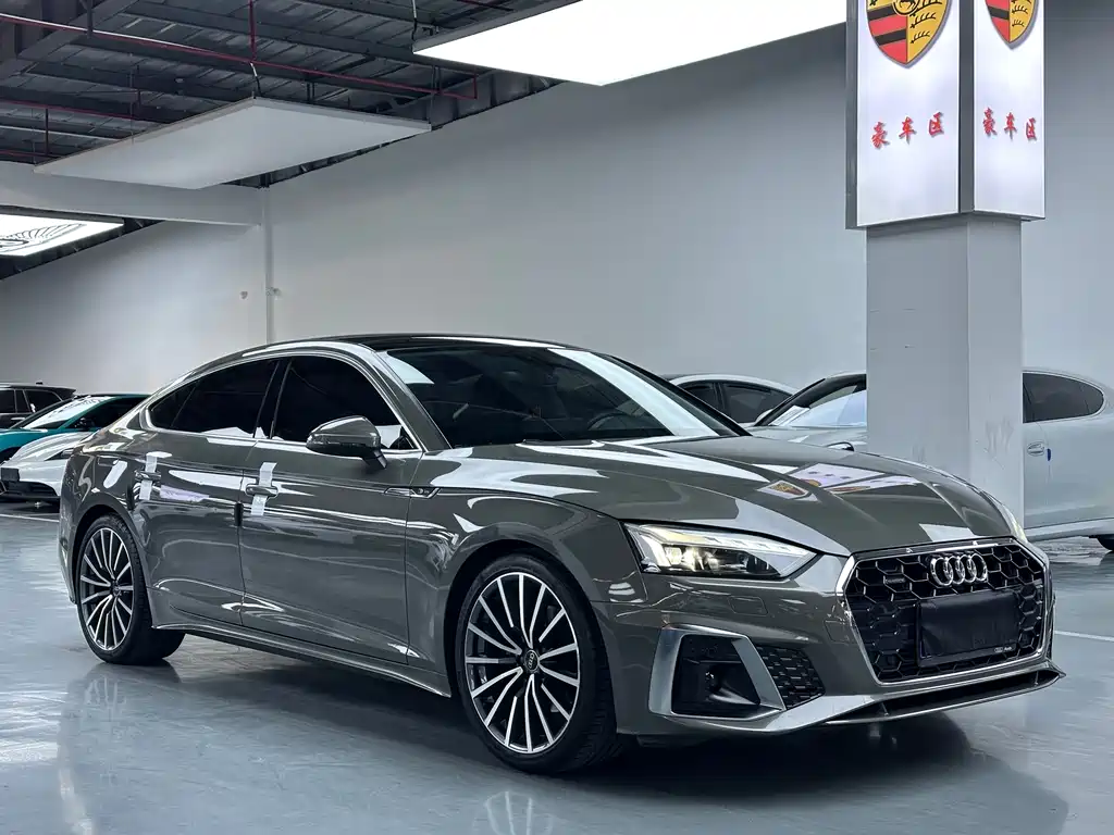 Audi A5 (Import) Sportback 40 TFSI quattro Luxury Dynamic